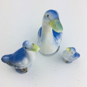 Ceramic or porcelain miniature duck family